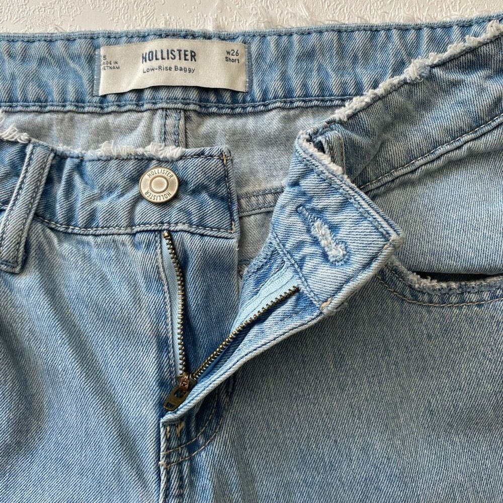 Hollister Low Rise Baggy Jeans W26 Short Light Wash Wide Leg Y2K - Picture 5 of 8